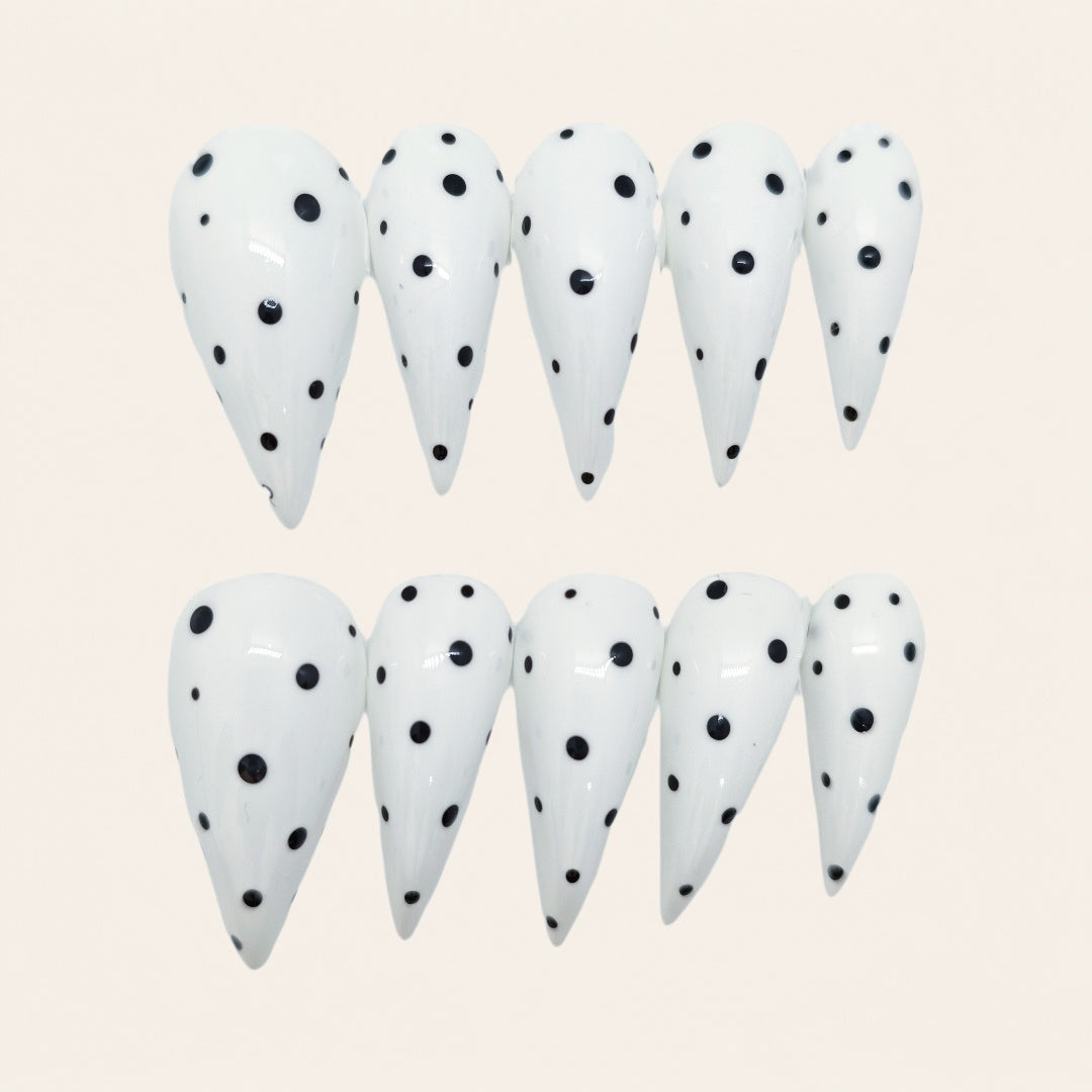 Classic Black & White Pop Stiletto