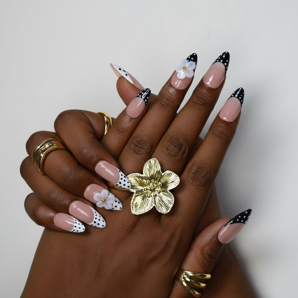 Nailsens Polka Bloom Press-on Nails