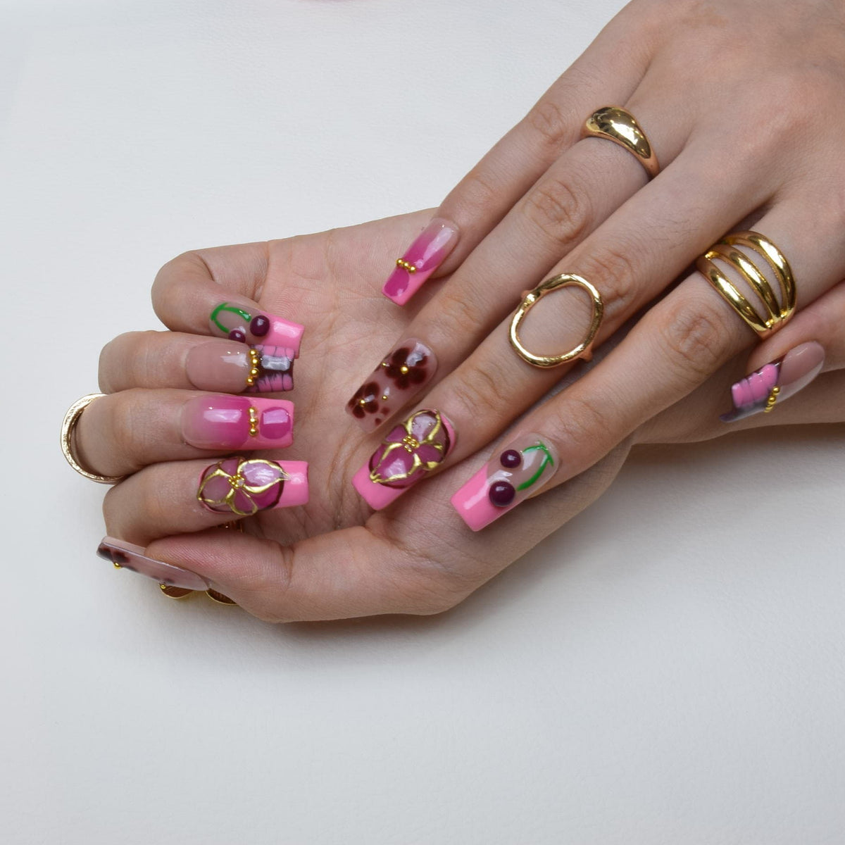 Nailsens_Ruby_Blossom_Press-on_Nails-3